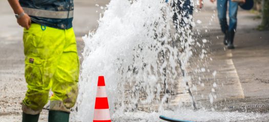 Road,Spurt,Water,Beside,Traffic,Cones Road,Spurt,Water,Beside,Traffic,Cones